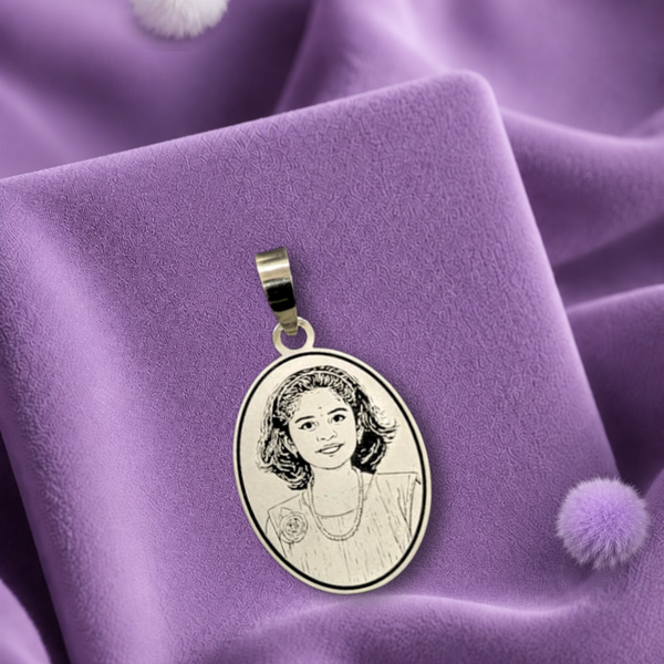 Vertical Oval Shape Photo Pendant